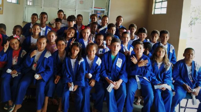 Ippon-Social-faz-graduação-de-faixa-nos-alunos-do-Ippon-Social-Córrego-Novo