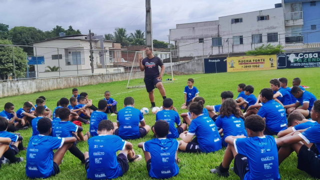 Alunos do Ajudôu treinando em Timóteo no Projeto patrocinado pela Emalto